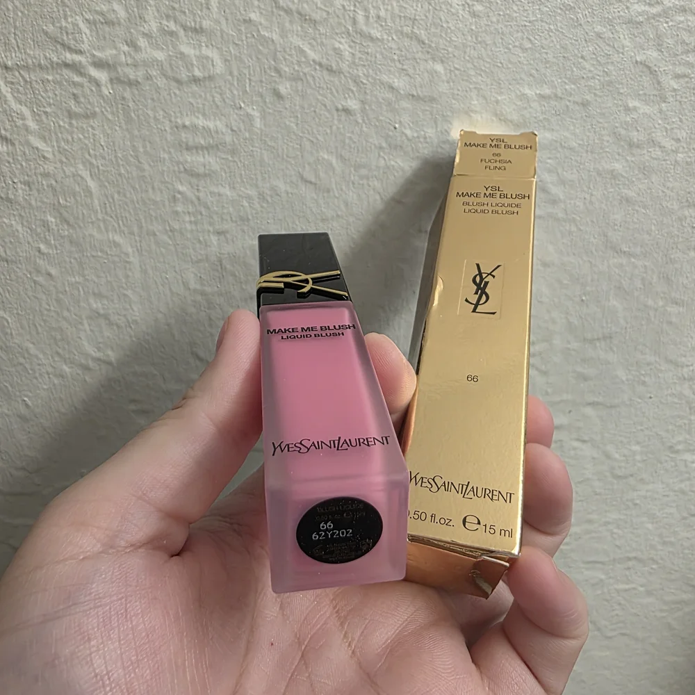 Yves Saint Laurent Make Me Blush Liquid 66 Fuchsia Fling - Bright Pink BNIB
